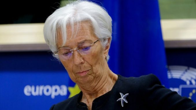 Global elites insisting on digital currency to phase out cash