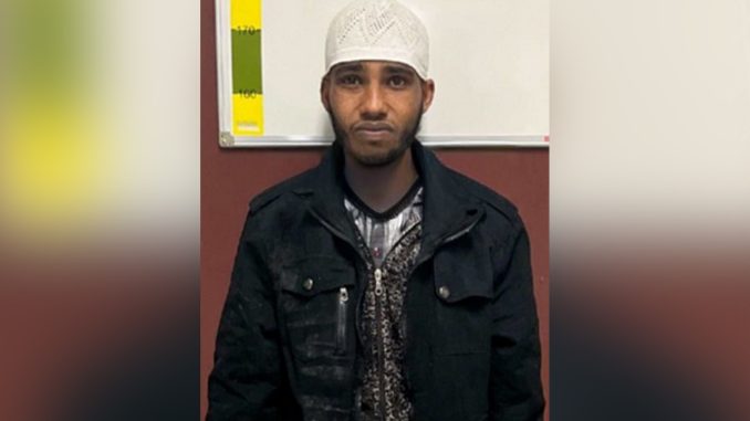 Eritrean migrant attacked three people at random on the street