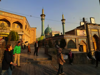 Iranian Students Rally for Second Day as Fears of War with US Mount