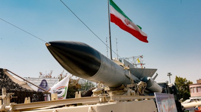 If US Attacks, Iran Says it Will Strike US Bases in Region