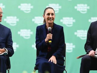 Mexico Advances Plans to Eliminate Cash, Mandate Digital ID