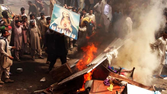 Pakistan’s Islamic Regime Orders Forced Evictions of Christian Families