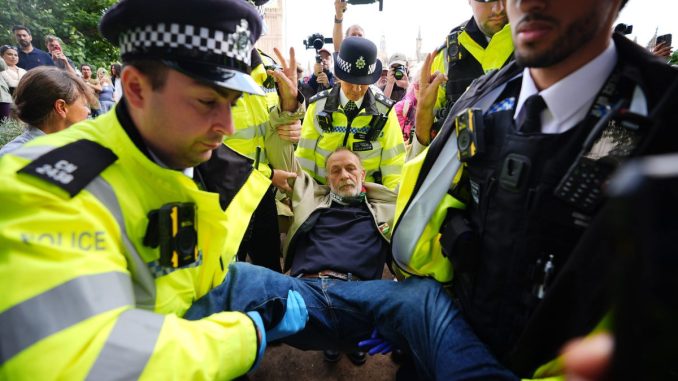 UK police fight crowds