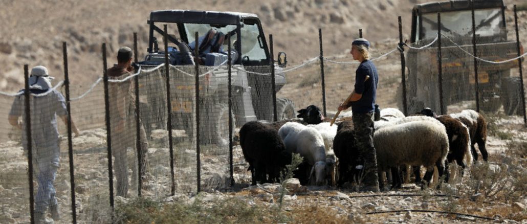 Masked Israeli settlers attack US news crew in West Bank