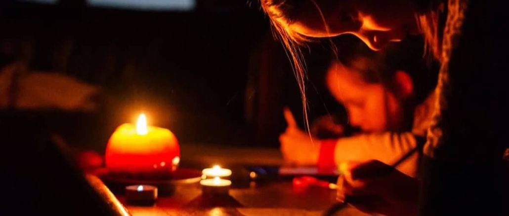 Blackout Fears Explode as Extreme Heat Pushes Power Grid Toward Emergency Limits