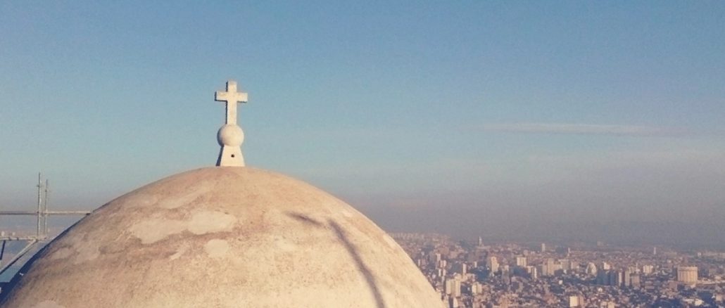 Algerian police seize Bibles as 12 Christians arrested for holding non-Muslim service