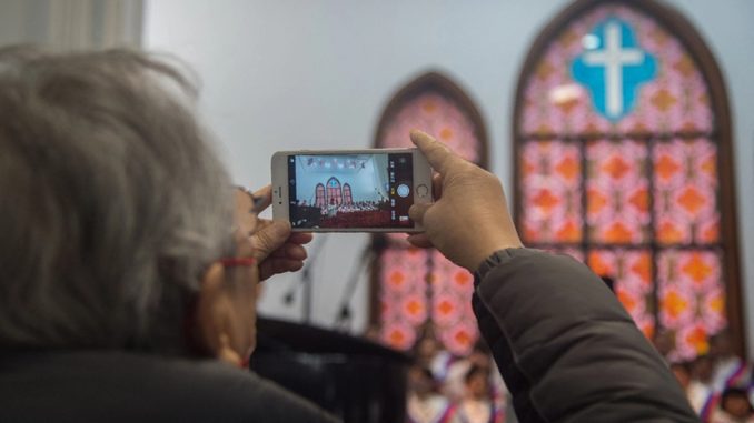 China authorities raid house church in Shanghai, arrest pastor