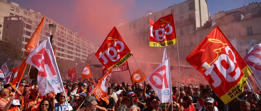 Strikes paralyze France as Macron’s popularity flatlines
